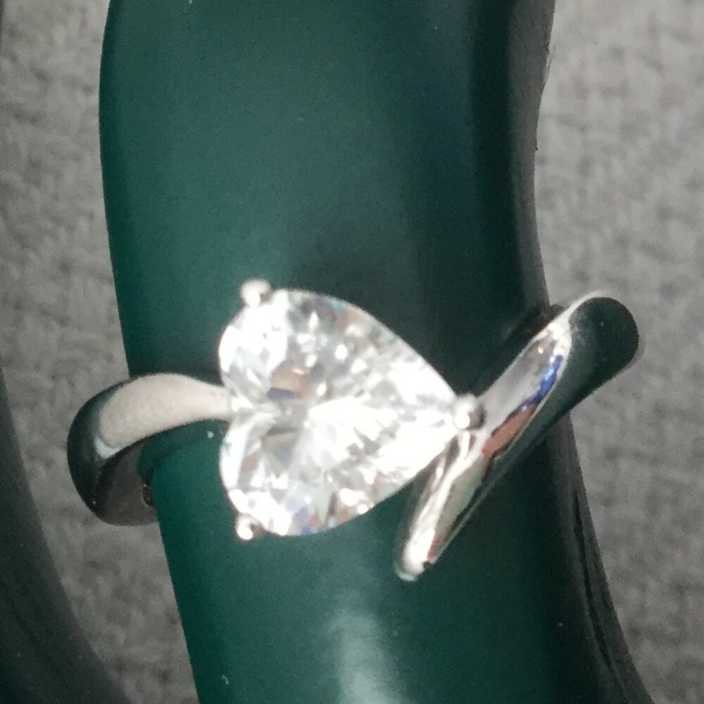 Sterling Silver Heart Solitaire Ring Simulated Di… - image 5